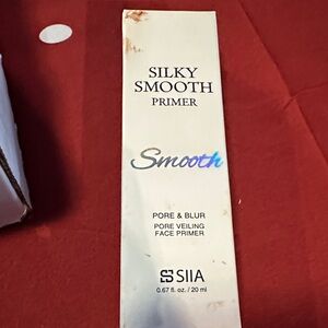Silky Smooth Primer - White